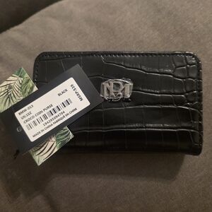 NWT Badgley Mischka Small Black Croc-Embossed Wallet
